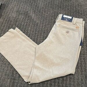 Vineyard Vines Breaker pants
